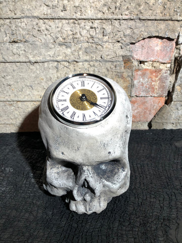 Skull Clock